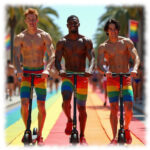 Drei junge Männer, lachend, auf E-Roller, Shorts und Straße in Regenbogen-Farben.