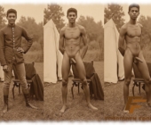 Vintage-Drei Bilder dunkelhäutiger Mann vor Zelt stehend, verschiedene Posen, in Uniform und nackt. Vintage-Drei Bilder dunkelhäutiger Mann vor Zelt stehend, verschiedene Posen, in Uniform und nackt.