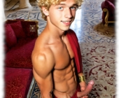 Junger Adeliger seitlich stehend, seine Hand hält aufgerichteten Kelch der Lust. Junger Adeliger seitlich stehend, seine Hand hält aufgerichteten Kelch der Lust.