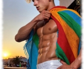 Blonder Twink beim Straßen-Karneval sitzend, aufstrebende Flamme drückt durch geöffnete Hose. Blonder Twink beim Straßen-Karneval sitzend, aufstrebende Flamme drückt durch geöffnete Hose.