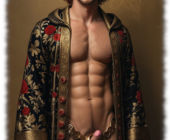 Junger rothaariger Lockenkopf, zeigt im offenen Gewand seine Zauberlanze, leicht in Käfig gefangen. Junger rothaariger Lockenkopf, zeigt im offenen Gewand seine Zauberlanze, leicht in Käfig gefangen.